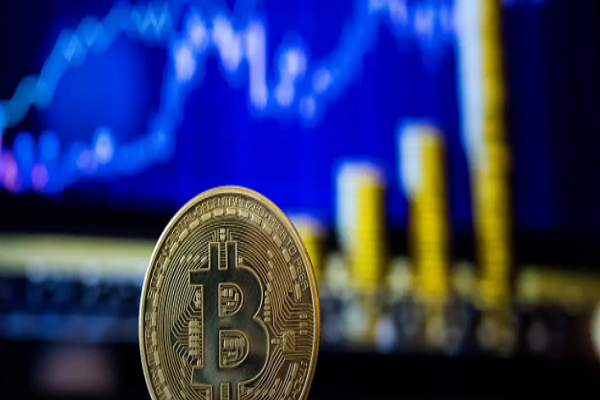 Bitcoin price plummets below 40000
