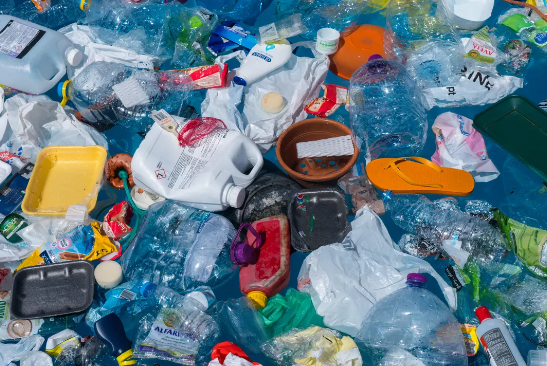 single use plastics banned in EU