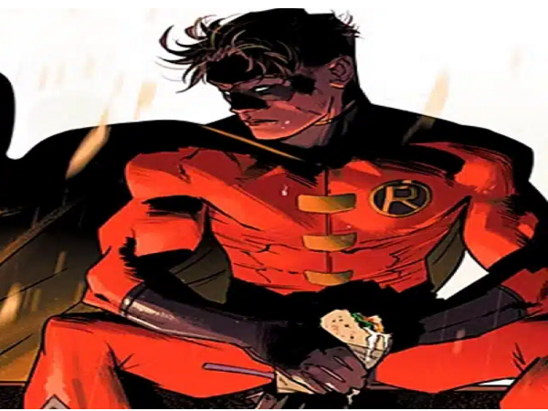 TIM DRAKE IS READY TO HIT THEATERS IN BEAUTIFUL COSPLAY 1