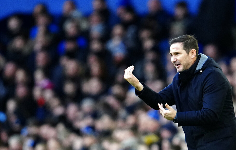 Always losing, Lampard continues to train Chelsea until the end