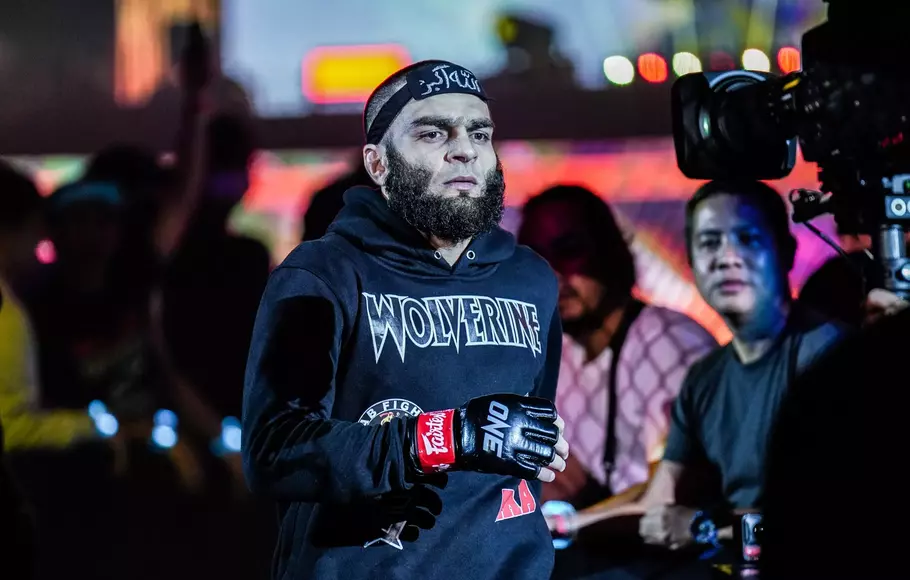 Mujtaba completes preparations with training with Khabib and Islam