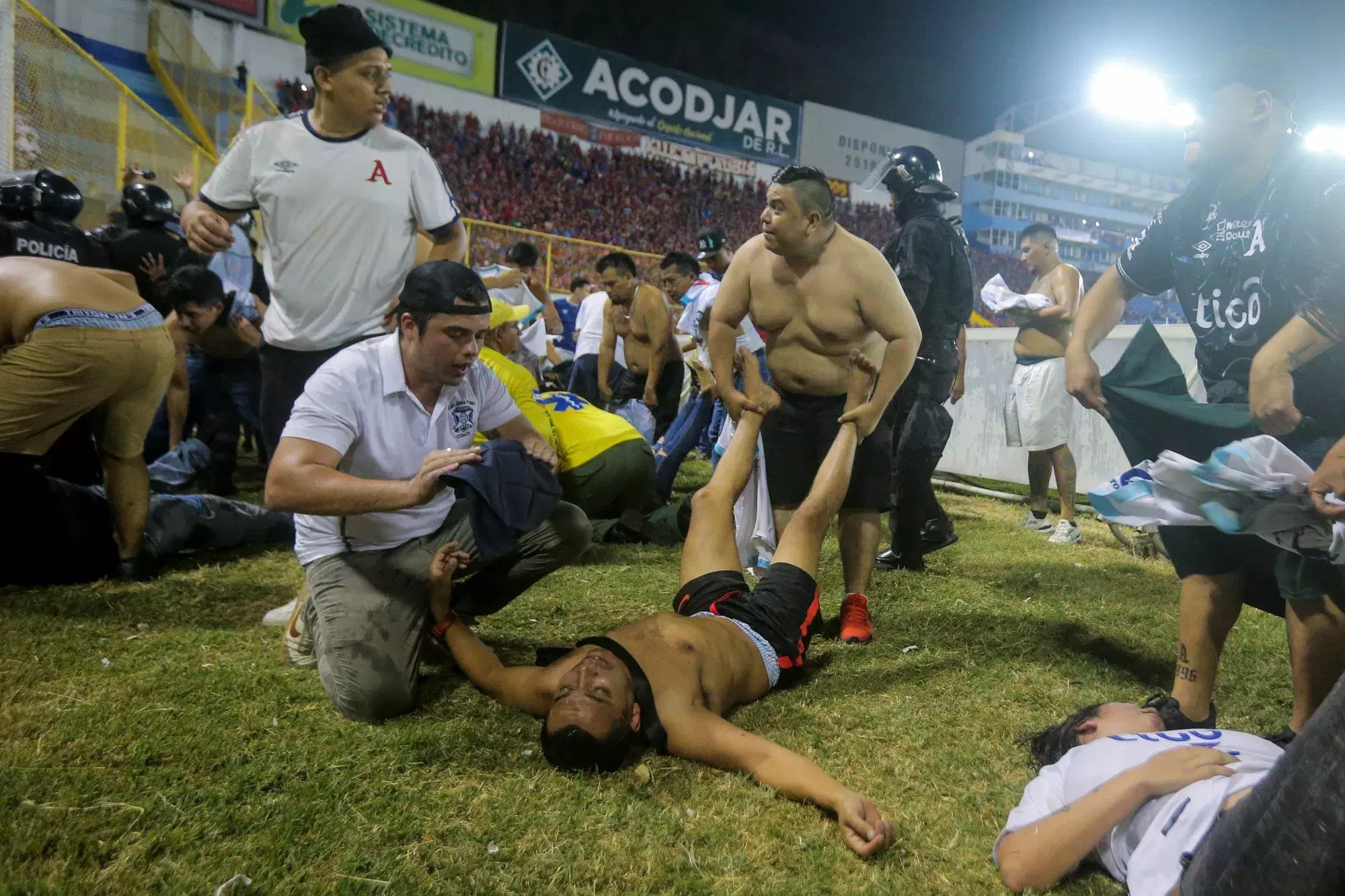Football riots in El Salvador, the death toll rises to 12 people