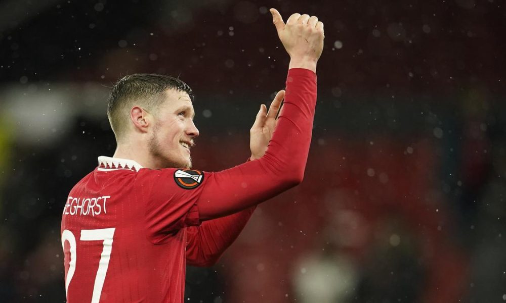 Regarding contract extension at Manchester United, Wout Weghorst gave shocking