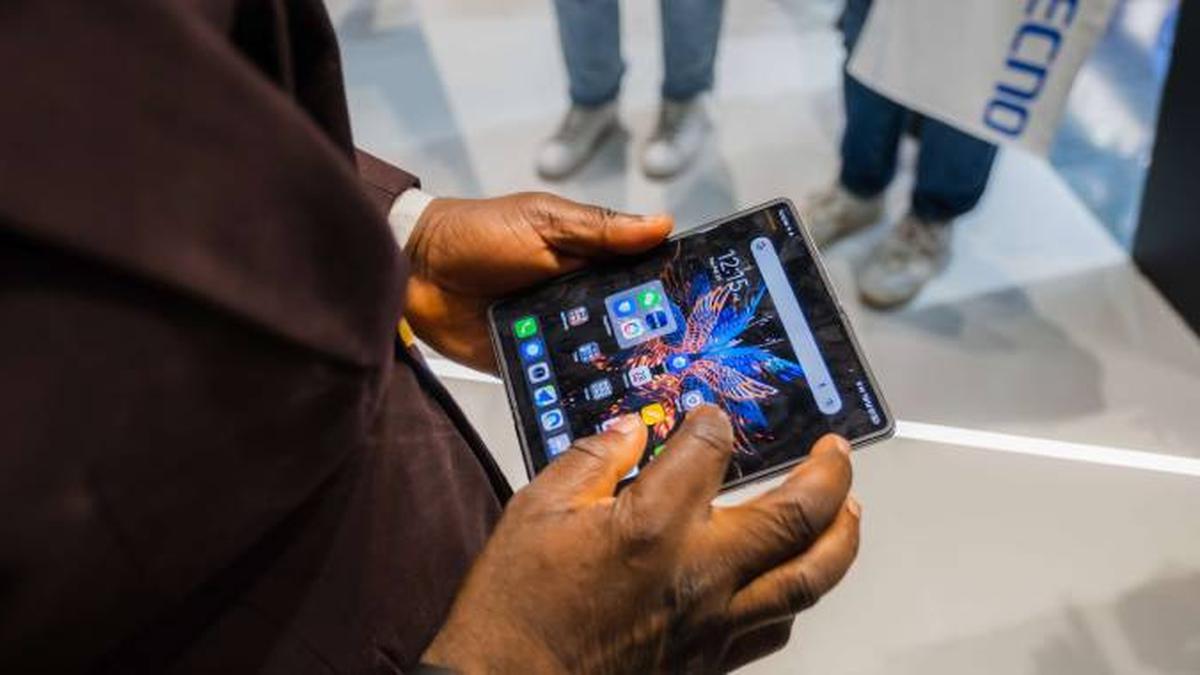 Cheap Smartphones at MWC , Some You Can Buy