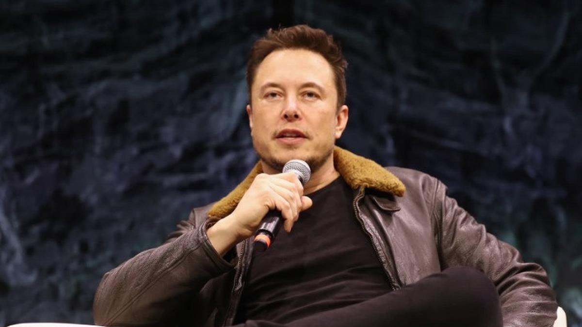 Elon Musk: AI will be smarter than humans by