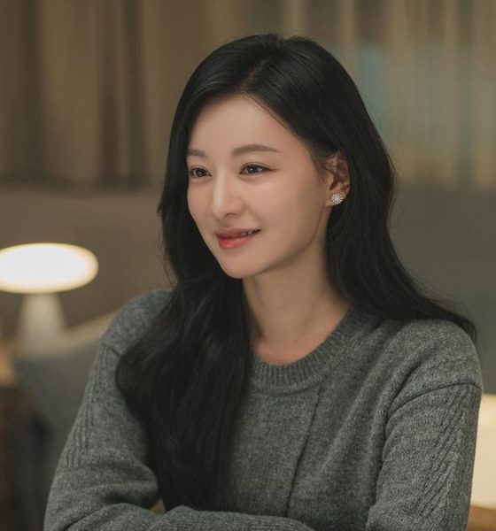 Kim Ji Won Learns Valuable Lessons about Love from Hong