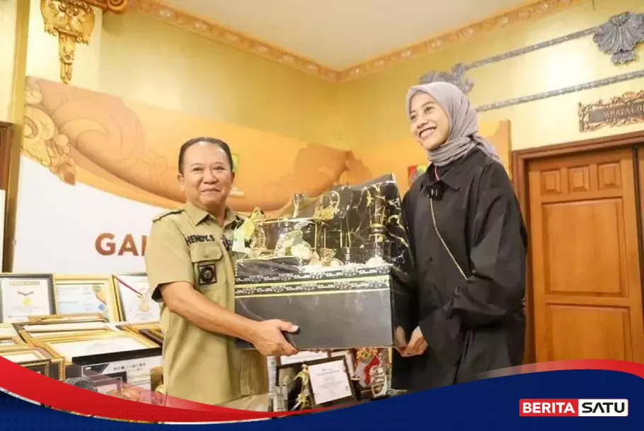 Returning to Jember, Megawati&#;s initial story was that she was