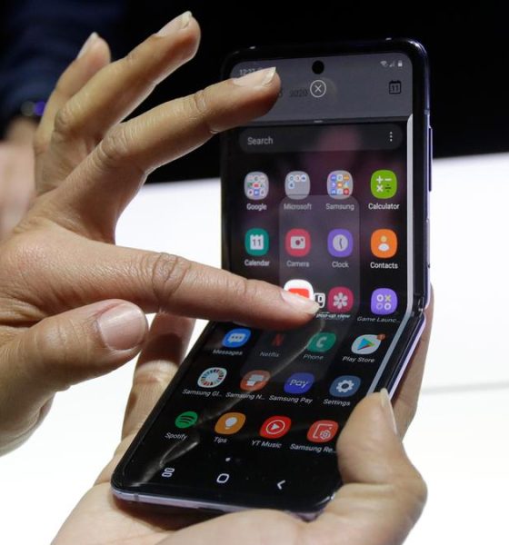 Samsung Stops Release One UI Update to Galaxy Z Flip,